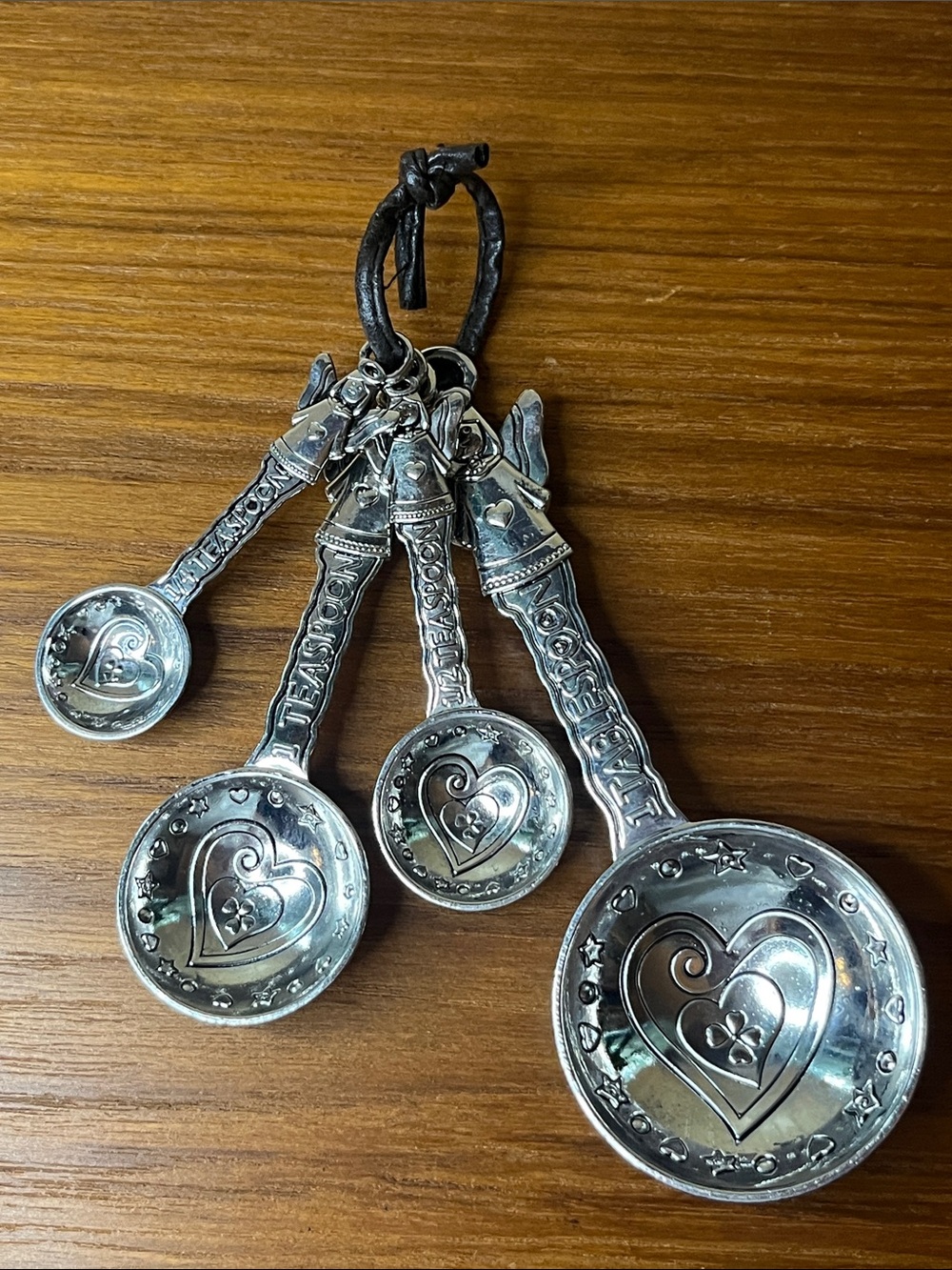 Ganz Hearts & Angels Measuring Spoon Set of 4 - Silver Tone Vintage Collectible